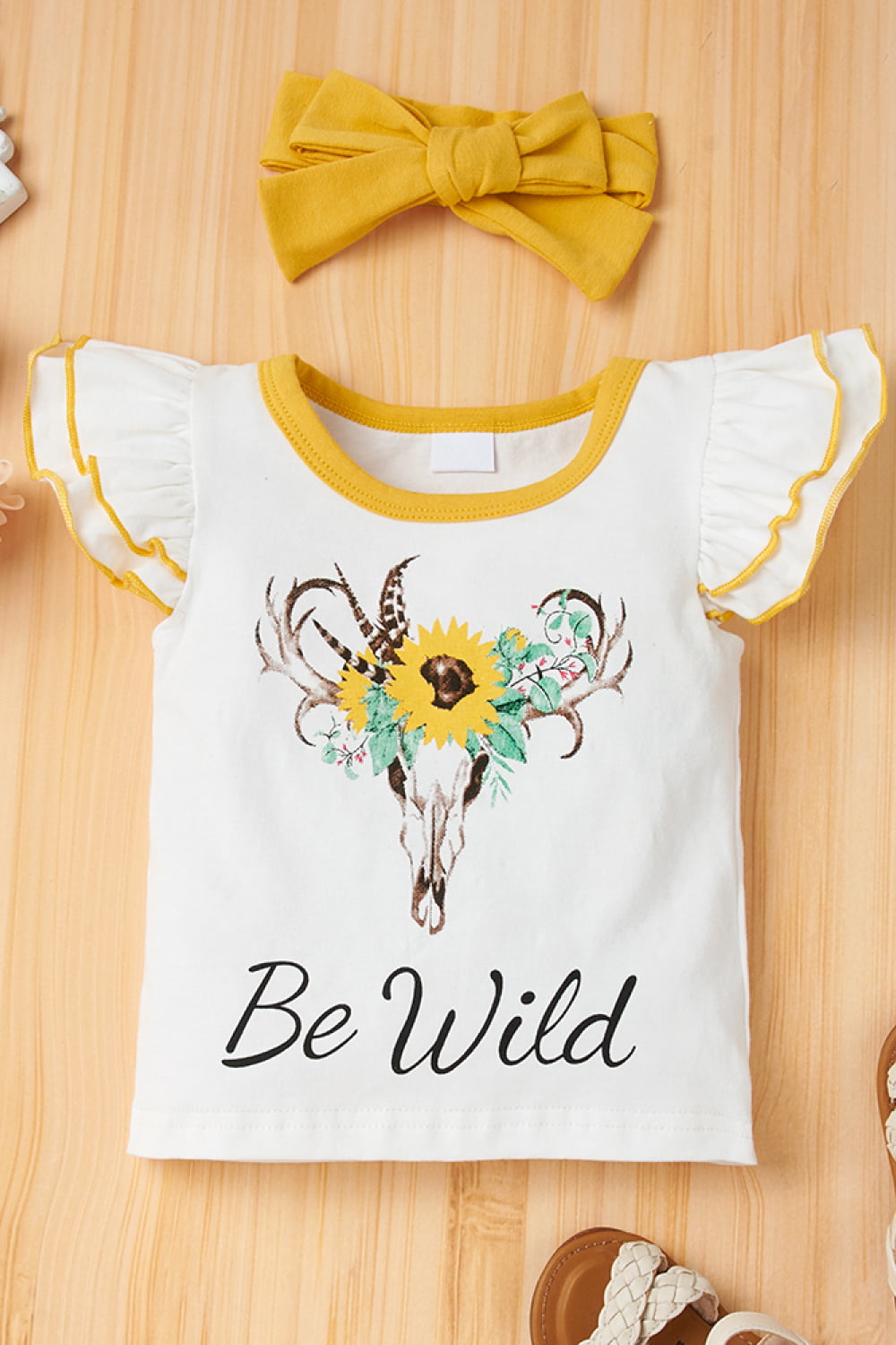 Be wild graphic tee and shorts set
