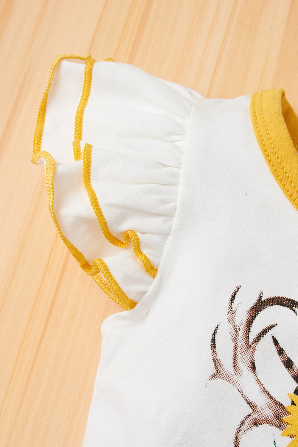 Be wild graphic tee and shorts set